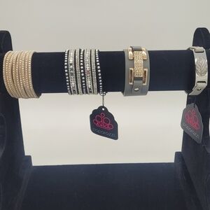 Paparazzi Jewelry Collection Bracelets 4 pairs (Bracelets Galore)​​​